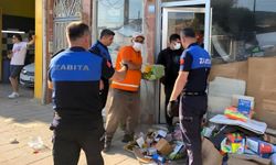Gemlik Zabıtası'ndan halk sağlığını tehdit eden depoya baskın