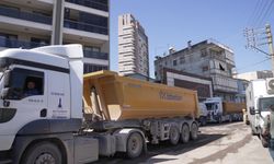 İzmir Büyükşehir ile Bornova Belediyeleri'nden eş zamanlı çalışma: Çamdibi'nin yolları yenileniyor