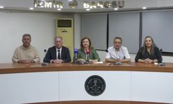 İzmir Emek ve Demokrasi Güçleri'nden İzmir Barosu yönetimine soruşturmaya tepki: 'İzmir Barosu cezalandırılmak isteniyor'