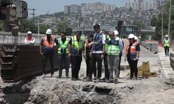 İzmir'de 3 milyar liralık alt yapı dönüşümü sürüyor