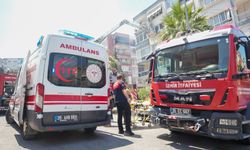 İzmir'in Karabağlar ilçesinde çıkan yangında 6 kişi tahliye edildi