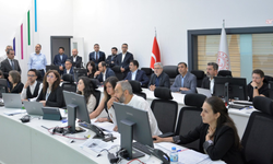 LGS kapsamındaki merkezi sınav süreci, Sınav Koordinasyon Merkezi'nden anlık olarak izlendi