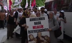 Madenci Anıtı'na yürümek isteyen açlık grevindeki öğretmenlere polis müdahalesi