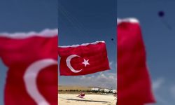 Mardin semalarında Milli Takım için ay yıldızlı uçurtma havalandı