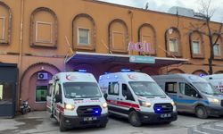 Mardin'de iki otomobil çarpıştı: 1 ölü, 4 yaralı