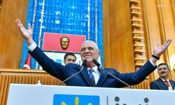 Müsavat Dervişoğlu'ndan, YKS'ye girecek gençlere başarı mesajı