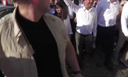 Özgür Özel İzmir'de... Özel: Kurultay yapmak partinin iktidar yolunu açmaktır