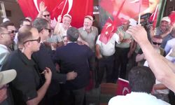 Özgür Özel İzmir'de... Özel: 'Ya partimizi geri alacağız, ya iktidara giden yeni bir yol açacağız'