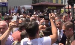 Özgür Özel, Ulus Hali'ni ziyaret etti: Partinin başında seçilmiş ve sokağa çıkabilen bir Genel Başkan var