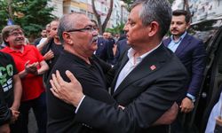 Özgür Özel'den CHP'li Süleyman Bülbül'e taziye ziyareti
