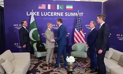 Pakistan Başbakanı Şerif, ABD Başkan Yardımcısı Vance ile görüştü