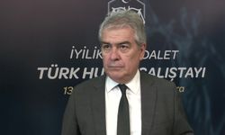 Prof. Dr. Süheyl Batum: 'Bu nasıl tedbirdir? MYK'yı topluyorsun, ihraçlar yapıyorsun. Kurultay denilince 'ama onu yapamayız' diyorsun'