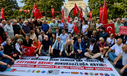 Samsun'da siyasi parti ve STK'lardan 'demokrasi' eylemi