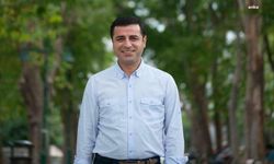 Selahattin Demirtaş'tan, komedyen Deniz Göktaş'a mektup: Gençler özgürce konuşsun