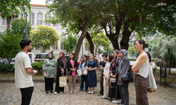 Tarık Dursun K'nin izinde İzmir turu