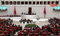TBMM Genel Kurulu'nda iktidar sıralarından verilen pusulalardaki vekiller salonda bulunamadı