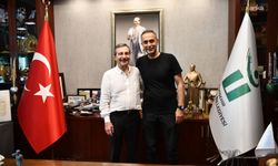 Tepebaşı Belediye Başkanı Ataç, gazeteci Murat Ağırel'i ağırladı