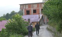 Trabzon'da 4 kez mühürlenen kaçak yapının 4 yıldır yıkılması bekleniyor