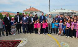 Türkiye'nin 237 projesi arasında yer alan '10'lar Keşfediyor' Sındırgı'da bilim yolculuğuna başladı