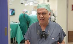 YÖK Başkanı Prof. Dr. Özvar: Dünyanın ilk 8'li çapraz karaciğer nakli gerçekleştirildi