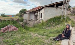 Yozgat'ta yaşlı kadına jandarma sahip çıktı
