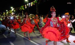 27. Büyükçekmece Kültür ve Sanat Festivali kortejinde karnaval coşkusu