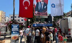 Antalya Büyükşehir Belediyesi'nin aşure ikramları sürüyor