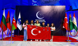 Azerbaycan'da düzenlenen matematik olimpiyatlarında Aksaraylı 6 öğrenci madalya kazandı