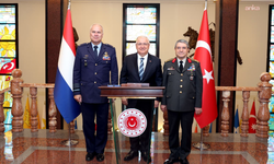 Bakan Güler, Hollanda Genelkurmay Başkanı Orgeneral Eichelsheim'i kabul etti