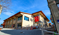 Burdur Belediyesi'nden İstasyon Caddesi'ndeki kızılçamların kesimine ilişkin açıklama