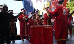 Bursa Büyükşehir Belediyesi tarafından düzenlenen ilçe şenlikleri Osmangazi'de başladı