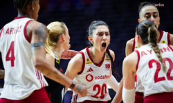 Filenin Sultanları, Voleybol Milletler Ligi'nin Japonya etabına Polonya galibiyetiyle başladı