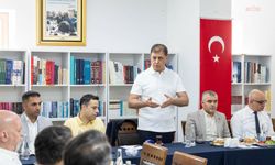 İZBB Başkanı Tugay, Kemeraltı esnafıyla buluştu: 'Tek derdimiz işimizi iyi yapmak'