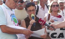 İzmir'de Emekli Sendikaları Platformu'ndan açıklanan enflasyona tepki: Emeklilerin mutfağında yangın sürüyor