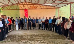 Osmaniye'de AK Parti ve MHP'den istifa eden 60 kişi İYİ Parti'ye geçti