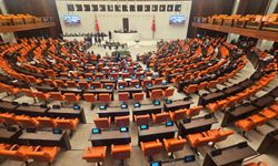 TBMM Genel Kurulu'nda Uzman Erbaş Kanunu ile Bazı Kanunlarda Değişiklik Yapılmasına Dair Kanun Teklifi kabul edildi