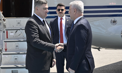 Ticaret Bakanı Bolat, NATO Zirvesi kapsamında Ankara'ya gelen Hırvatistan Cumhurbaşkanı Milanović'i Ankara'da karşıladı