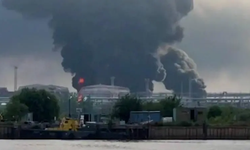 Ukrayna, St. Petersburg'daki büyük petrol terminalini vurduğunu açıkladı