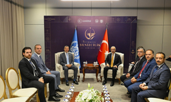 Ulaştırma Bakanı Uraloğlu'ndan 5'inci Türkiye Denizcilik Zirvesi'nde yoğun diplomasi trafiği