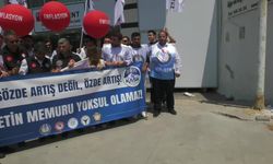 ÜNİPERSEN ve KASK'tan TÜİK önünde açıklama: 'Kamu çalışanı enflasyona değil, refaha ortak olmalıdır'