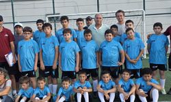 Yumurtalık'ta Futbol Okulu açıldı
