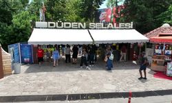 Antalya Düden Şelalesi, ziyaretçilerini ağırlıyor