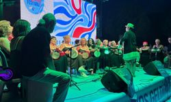 Ayvalık Belediyesi kursiyerleri, Keremköy Festivali'nde sahne aldı