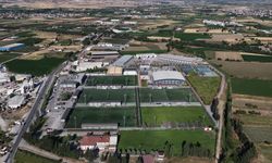 Balıkesir Büyükşehir Belediyesi, atıl depoları modern spor kompleksine dönüştürdü