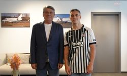 Belçikalı futbolcu Trossard, Beşiktaş'la sözleşme imzalamak üzere İstanbul'a geliyor