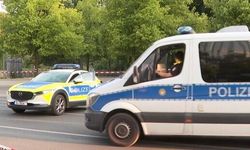 Berlin polisi, onur yürüyüşü saldırısının şüphelisi olarak 21 yaşındaki Abdul B'yi arıyor