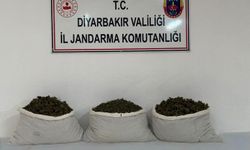 Diyarbakır'da uyuşturucu operasyonlarında 107 kilogram esrar ele geçirildi