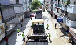 Efeler Belediyesi, Güzelhisar'da sıcak asfalt çalışmalarına başladı