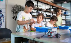 Efeler Belediyesi'nin robotik kodlama kursları yoğun ilgi