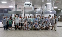 Efeler'in özel öğrencilerinden Kadın Emeği Tarımsal Üretim Fabrikası'na ziyaret